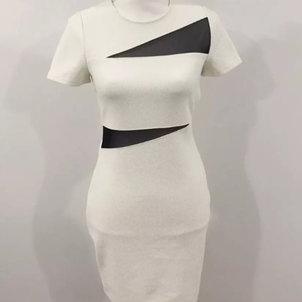 Express white bodycon dress size 6 NWT